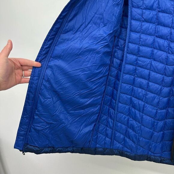 The North Face Women’s Blue Black ThermoBall Parka II Insulated Jacket - Picture 6 of 16